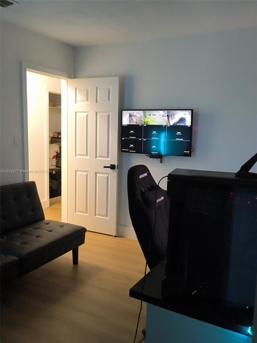 839 NW 13th Ave, Fort Lauderdale, FL 33311 photo 4
