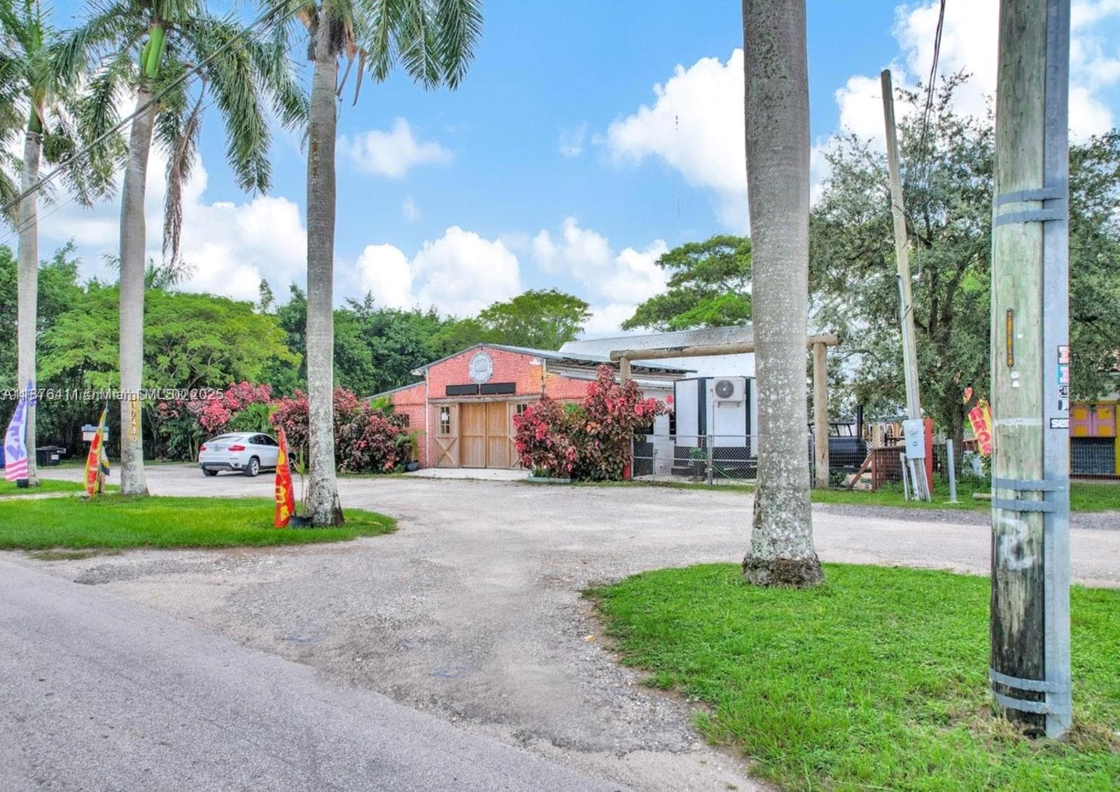 17480 SW 232nd St, Miami, FL 33170 photo 5