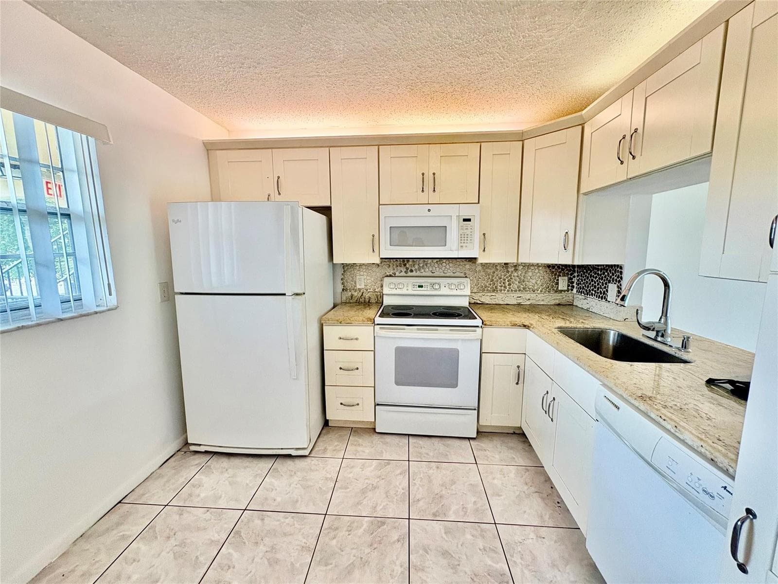 3905 N Nob Hill Road # 201, Sunrise, FL 33351 photo 5