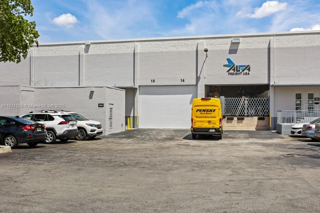 1700 NW 82nd Ave # 1820, Doral, FL 33126