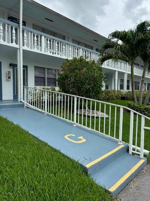 125 Westbury G # 125, Deerfield Beach, FL 33442 photo 2