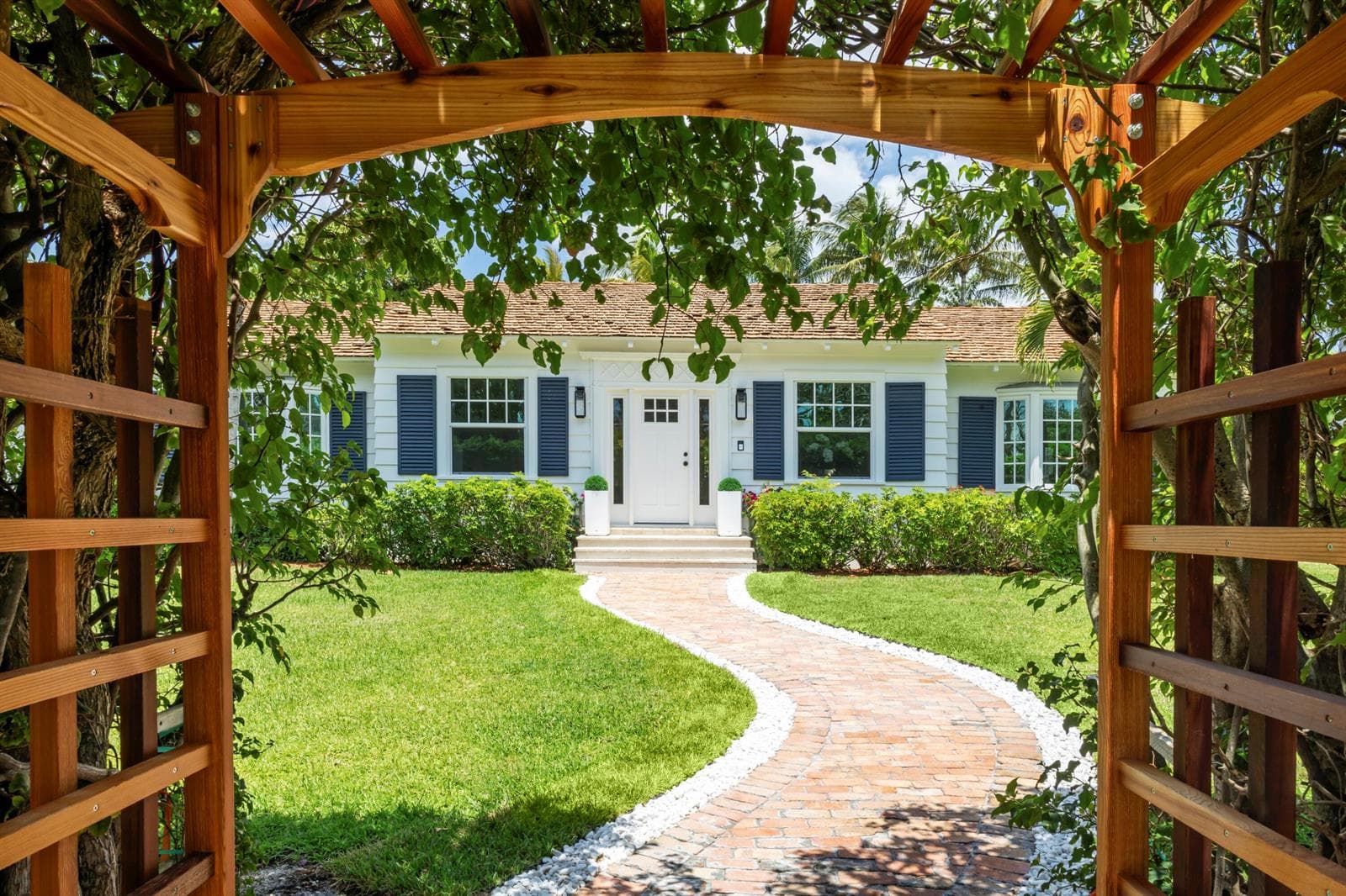 1017 Tamarind Road, Delray Beach, FL 33483 photo 4