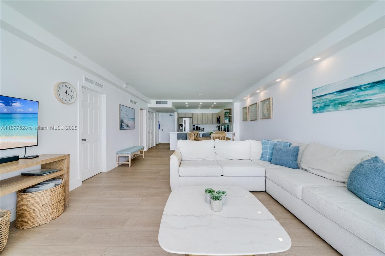 5601 Collins Ave # 1011, Miami Beach, FL 33140 photo 5