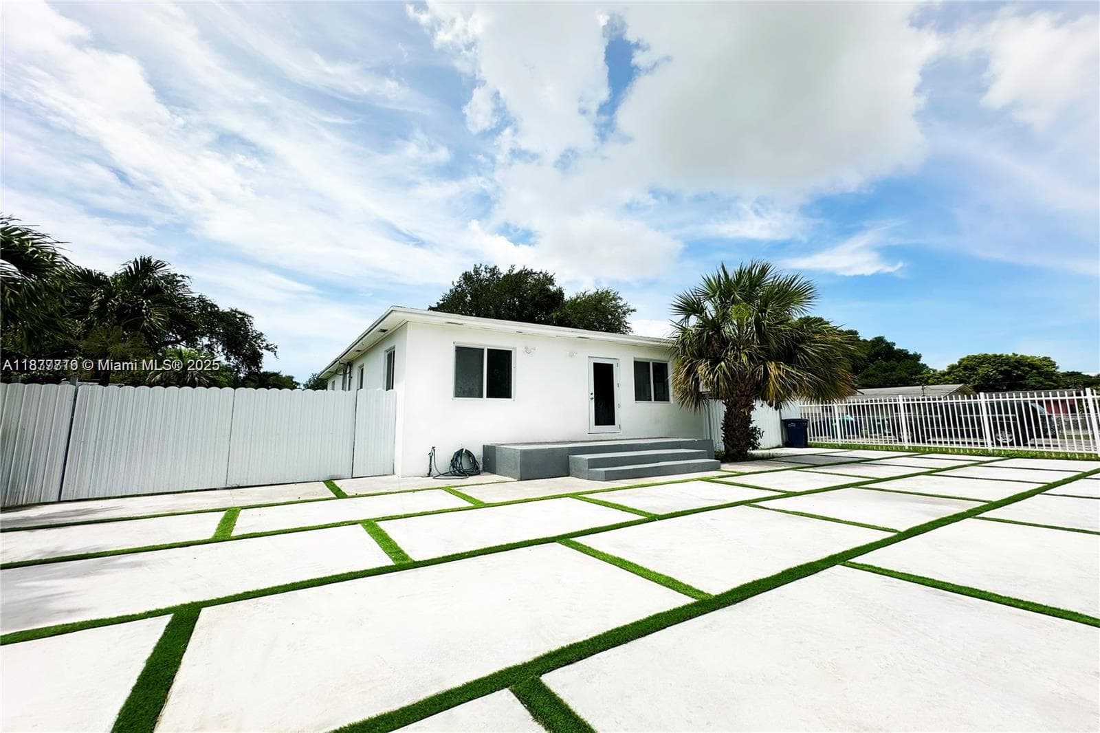 2740 NW 49th St, Miami, FL 33142 photo 3
