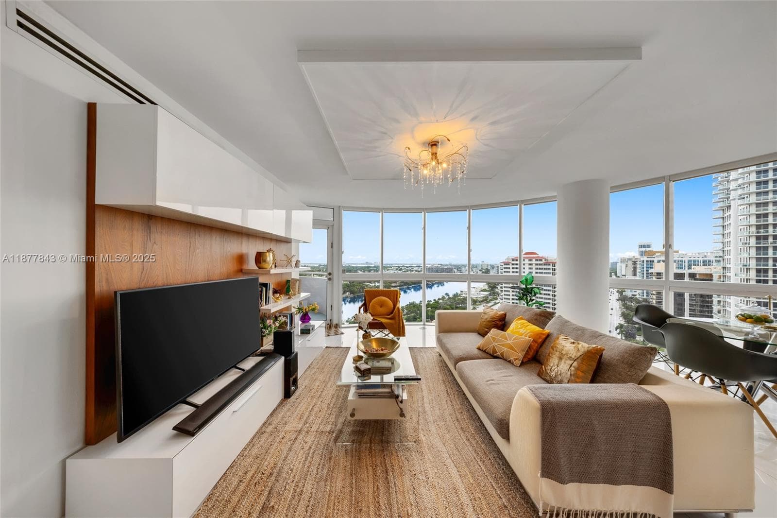 6301 Collins Ave # 2107, Miami Beach, FL 33141 photo 5