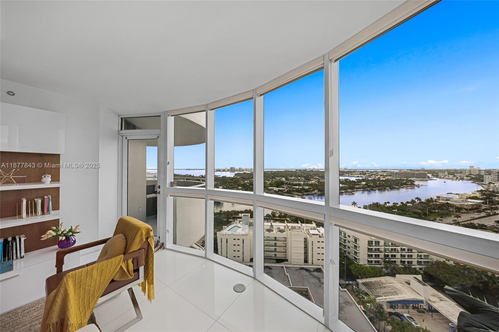 6301 Collins Ave # 2107, Miami Beach, FL 33141 photo 4