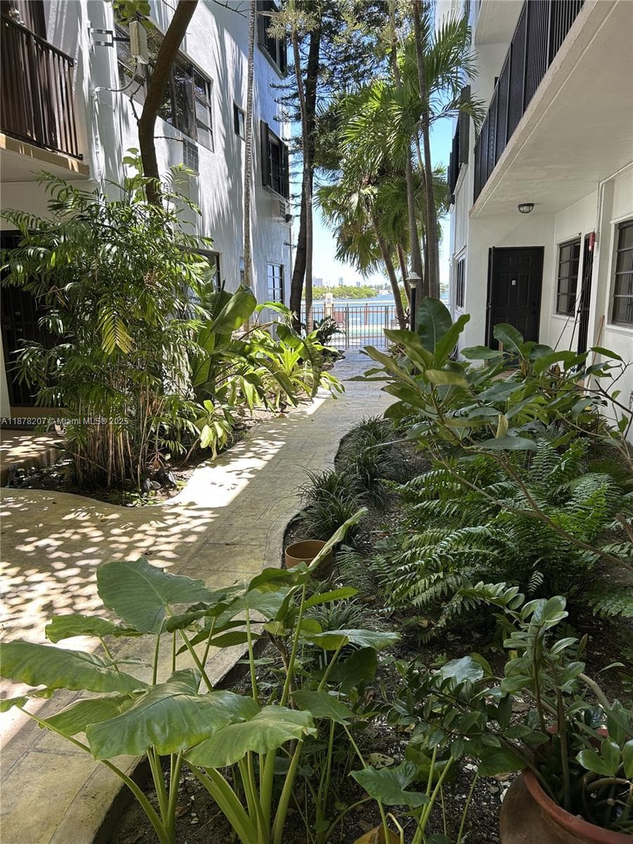 7845 NE Bayshore Ct # 20, Miami, FL 33138 photo 2