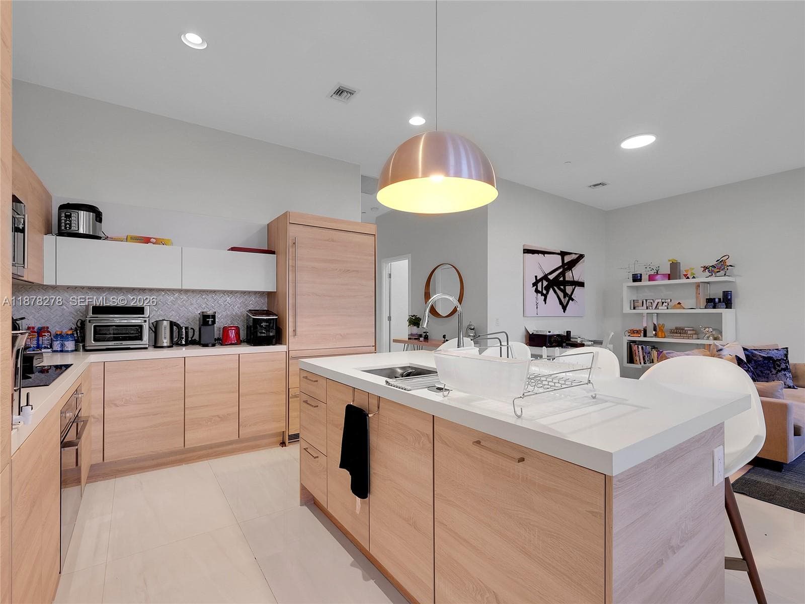 16385 Biscayne Blvd # 105, North Miami Beach, FL 33160 photo 5