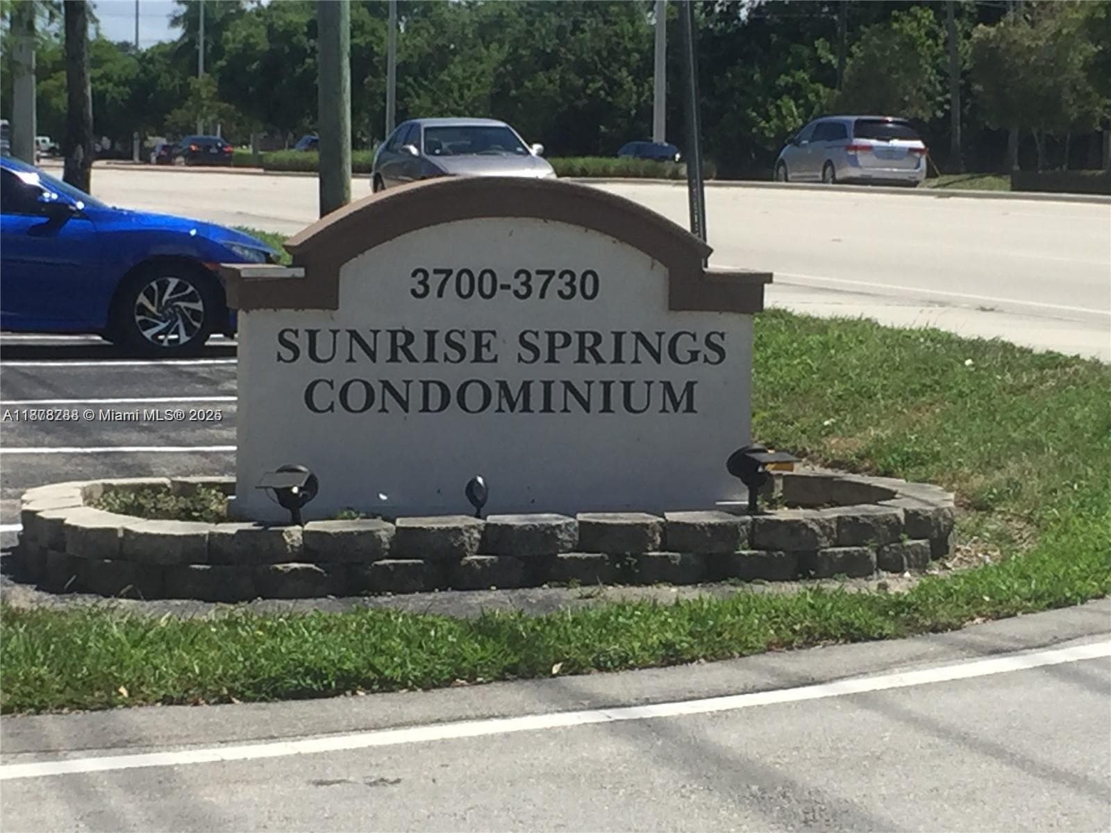 3720 N Pine Island Rd # 331, Sunrise, FL 33351