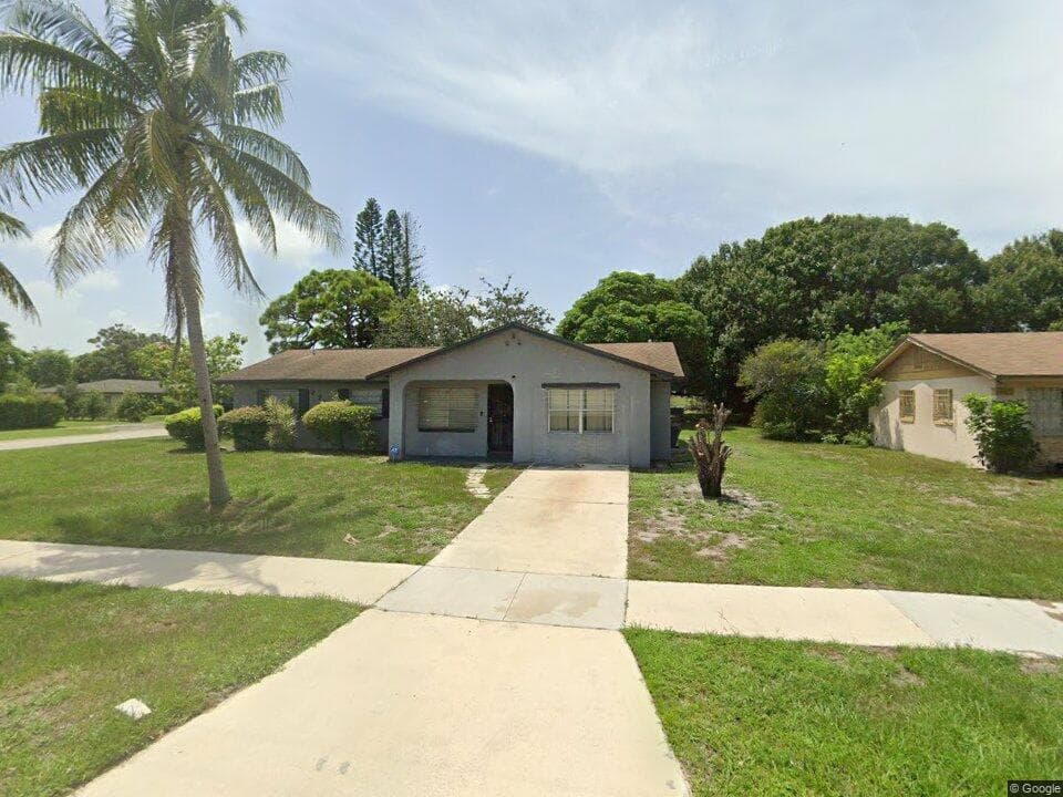 2701 NW Essex Drive NW, Fort Pierce, FL 34946 photo 3