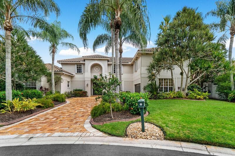 12 Martinique Cove, Palm Beach Gardens, FL 33418 photo 3