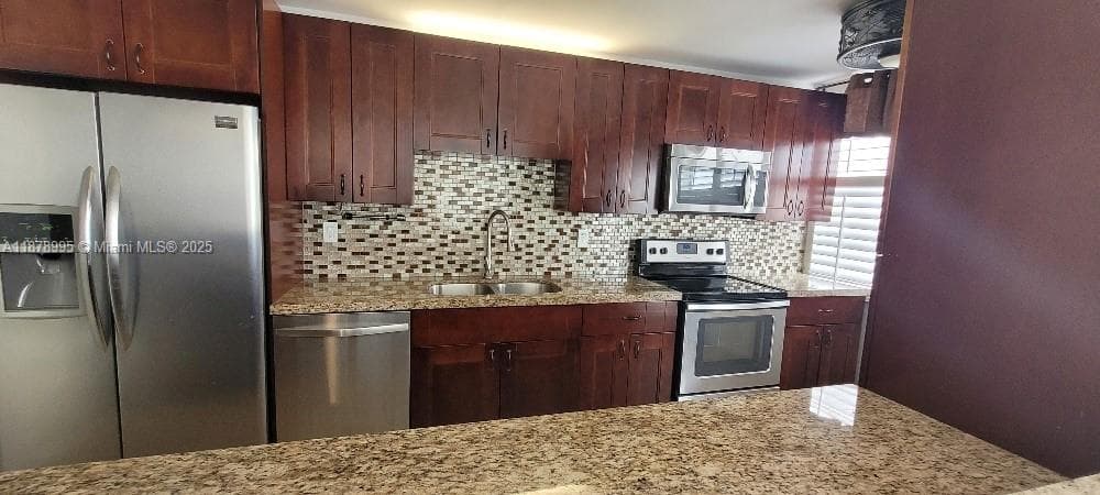 18061 Biscayne Blvd # 301, Aventura, FL 33160 photo 2