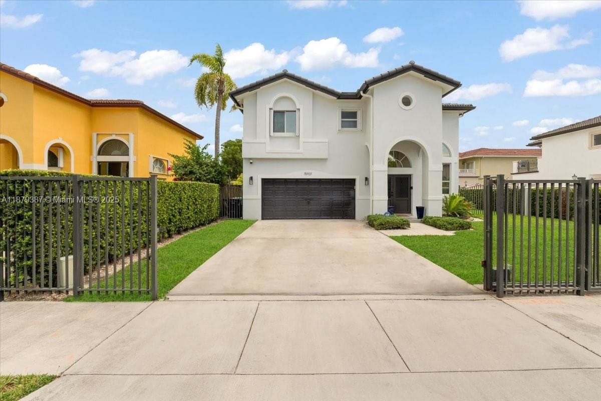 15931 SW 61st Ln, Miami, FL 33193 photo 2