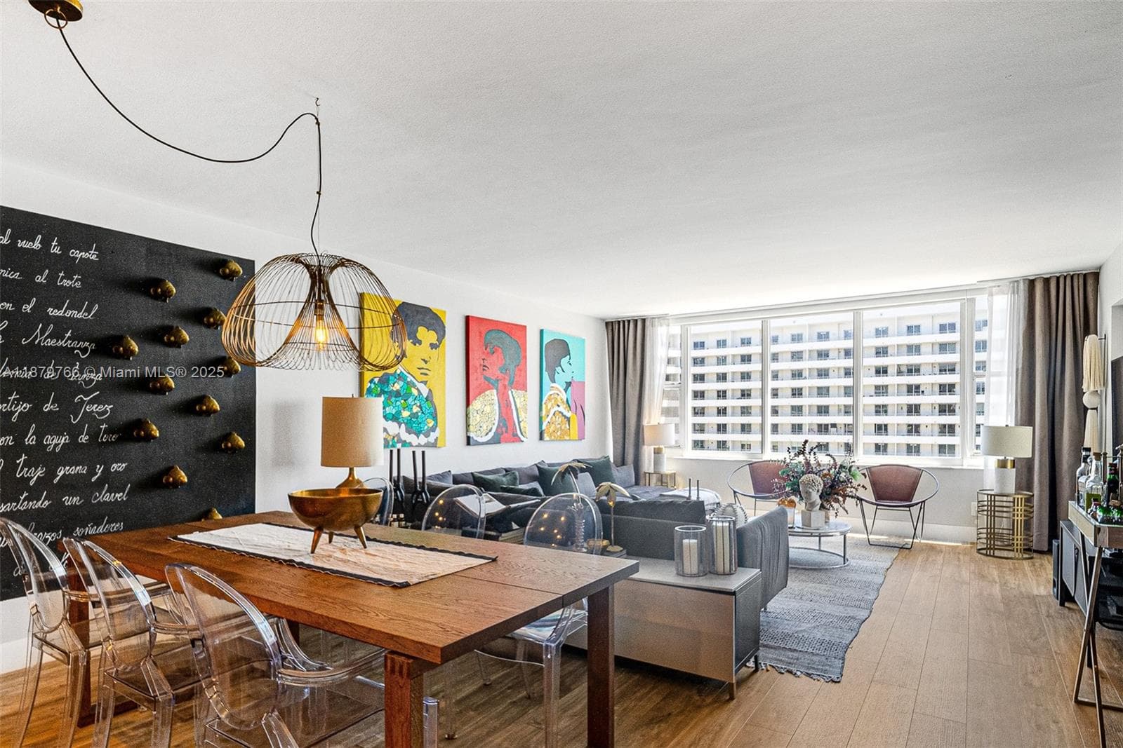 5600 Collins photo 2