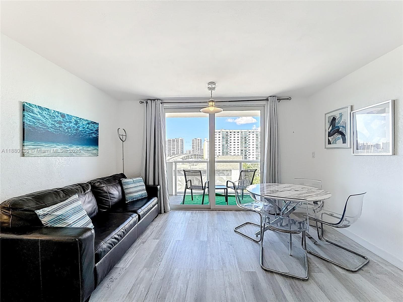 19201 Collins Ave # 636, Sunny Isles Beach, FL 33160 photo 5