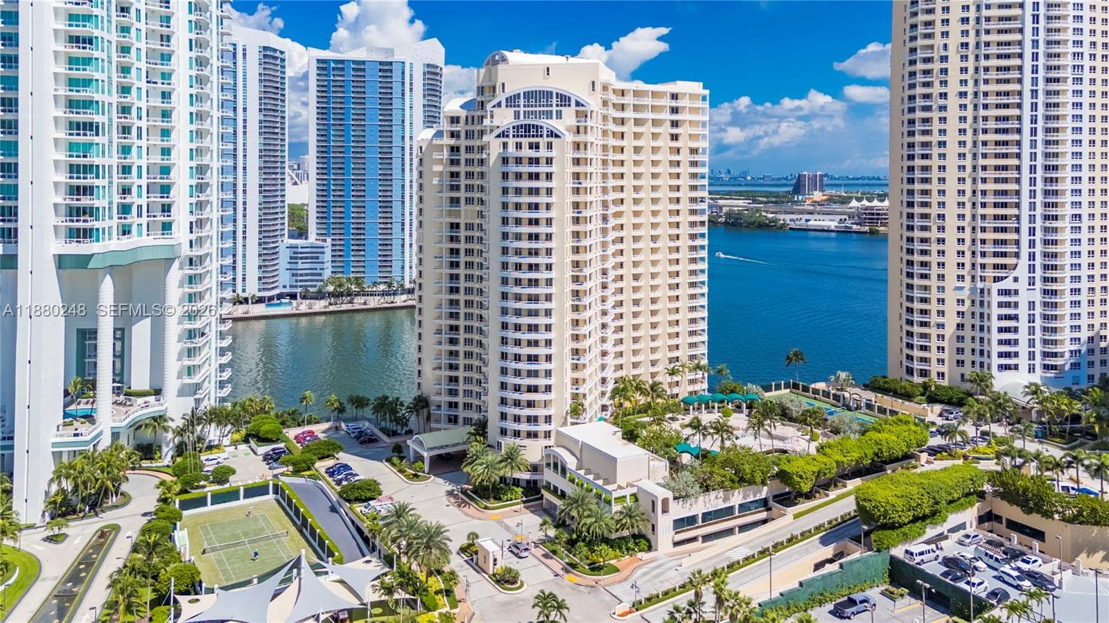 888 Brickell Key Dr # 1807, Miami, FL 33131 photo 2