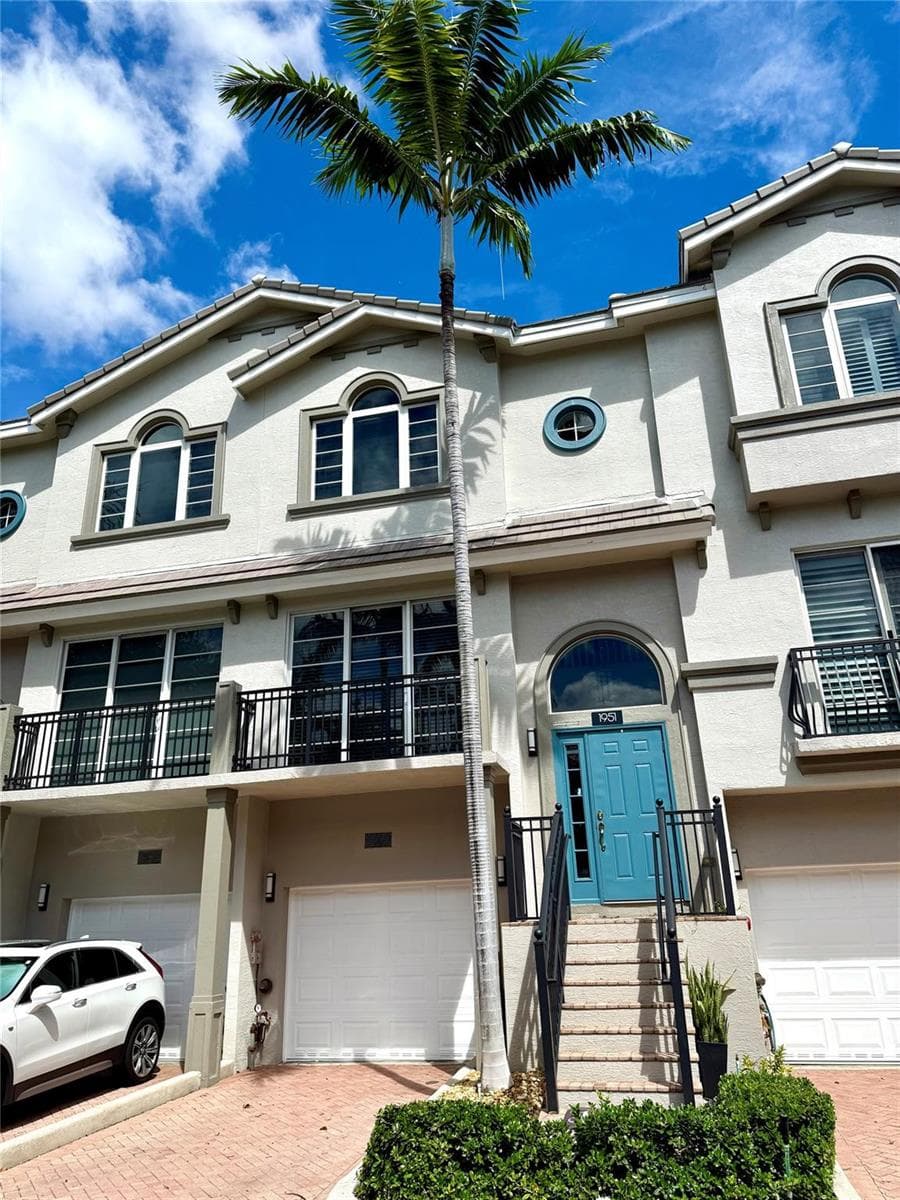 1951 Coral Heights Boulevard # 402, Oakland Park, FL 33308 photo 3