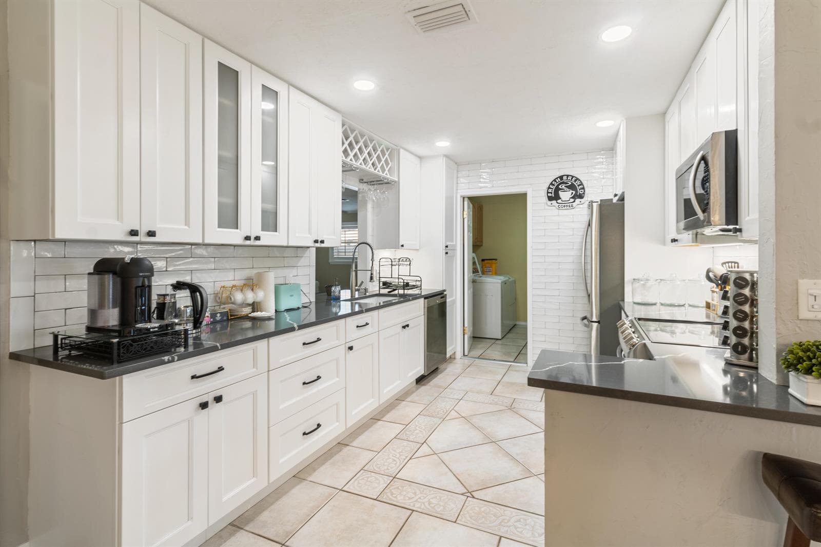 2258 Palmetto Road, West Palm Beach, FL 33406 photo 3