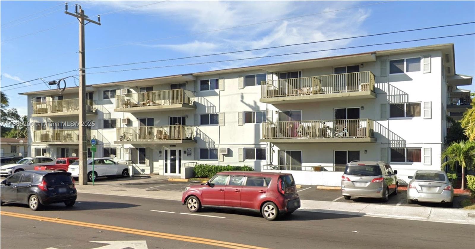 13285 NE 6th Ave # 401, North Miami, FL 33161 photo 2