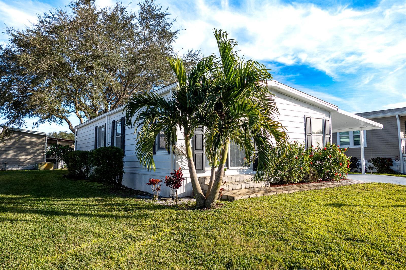 95 N North Warner Drive, Jensen Beach, FL 34957 photo 3