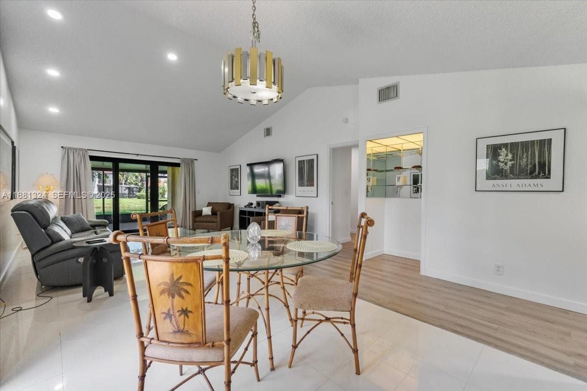 16273 Laurel Dr # 7, Weston, FL 33326 photo 3