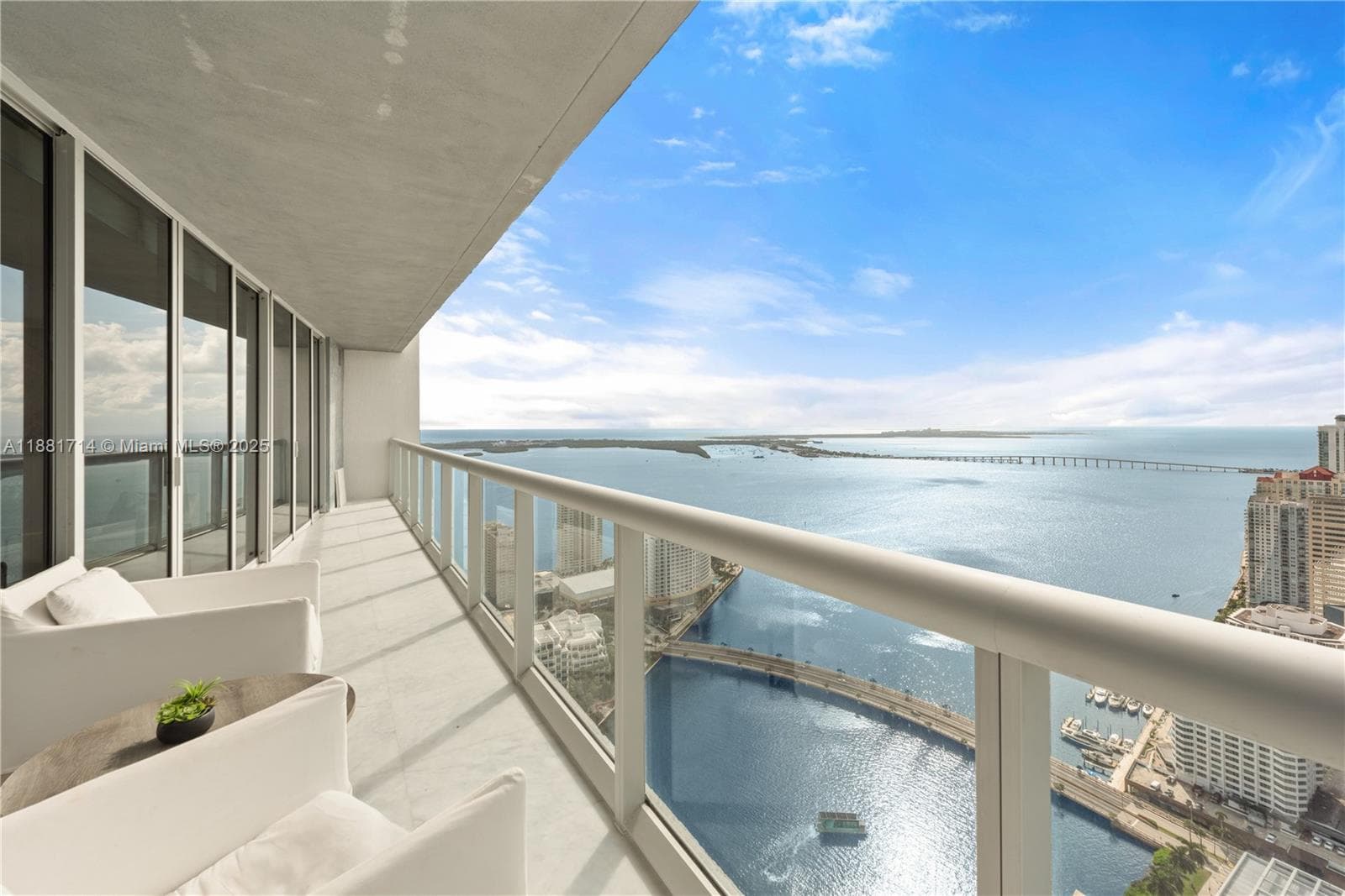495 Brickell Ave # 5003, Miami, FL 33131