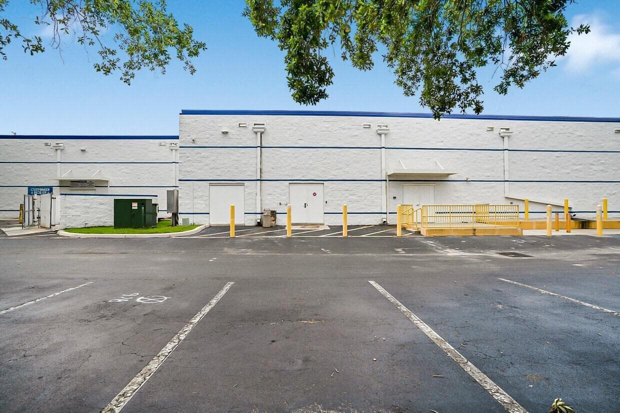 1605 W Oakland Park Boulevard, Oakland Park, FL 33311 photo 5