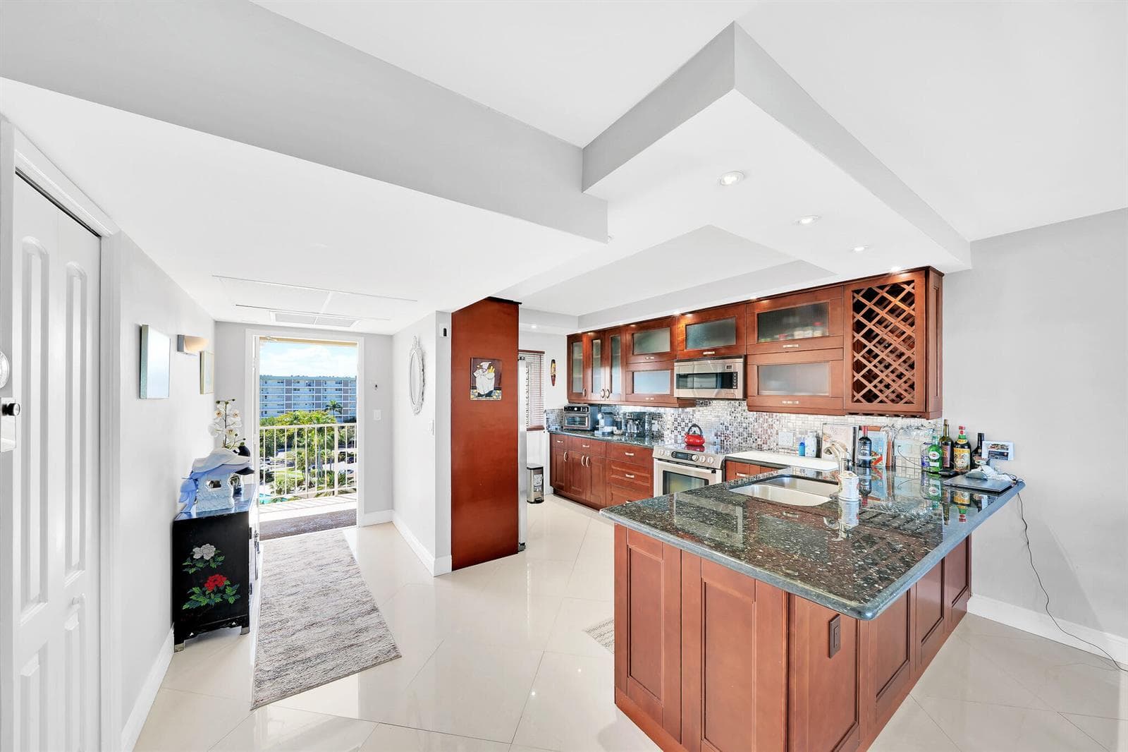 2940 N Course Drive # 811, Pompano Beach, FL 33069 photo 3