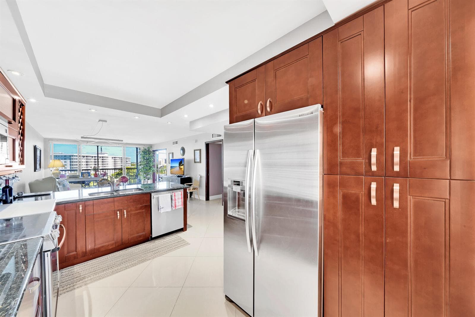 2940 N Course Drive # 811, Pompano Beach, FL 33069 photo 5