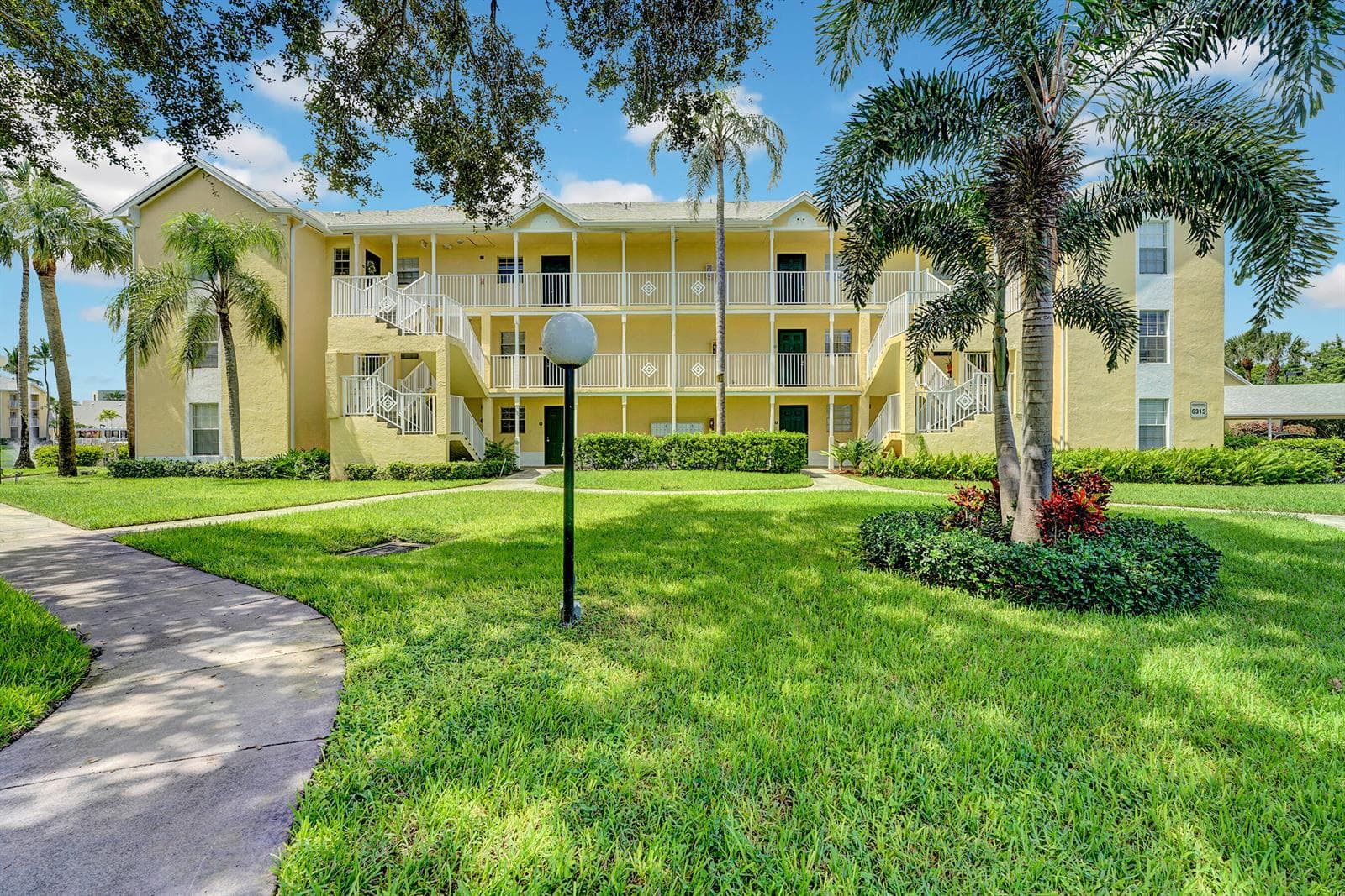 6315 La Costa Drive # A, Boca Raton, FL 33433 photo 2