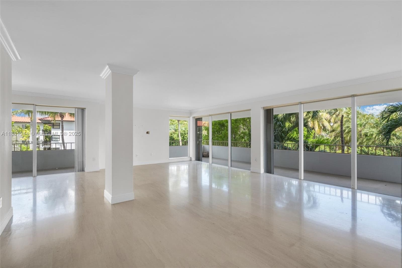 155 Ocean Lane Dr # 300, Key Biscayne, FL 33149 photo 3