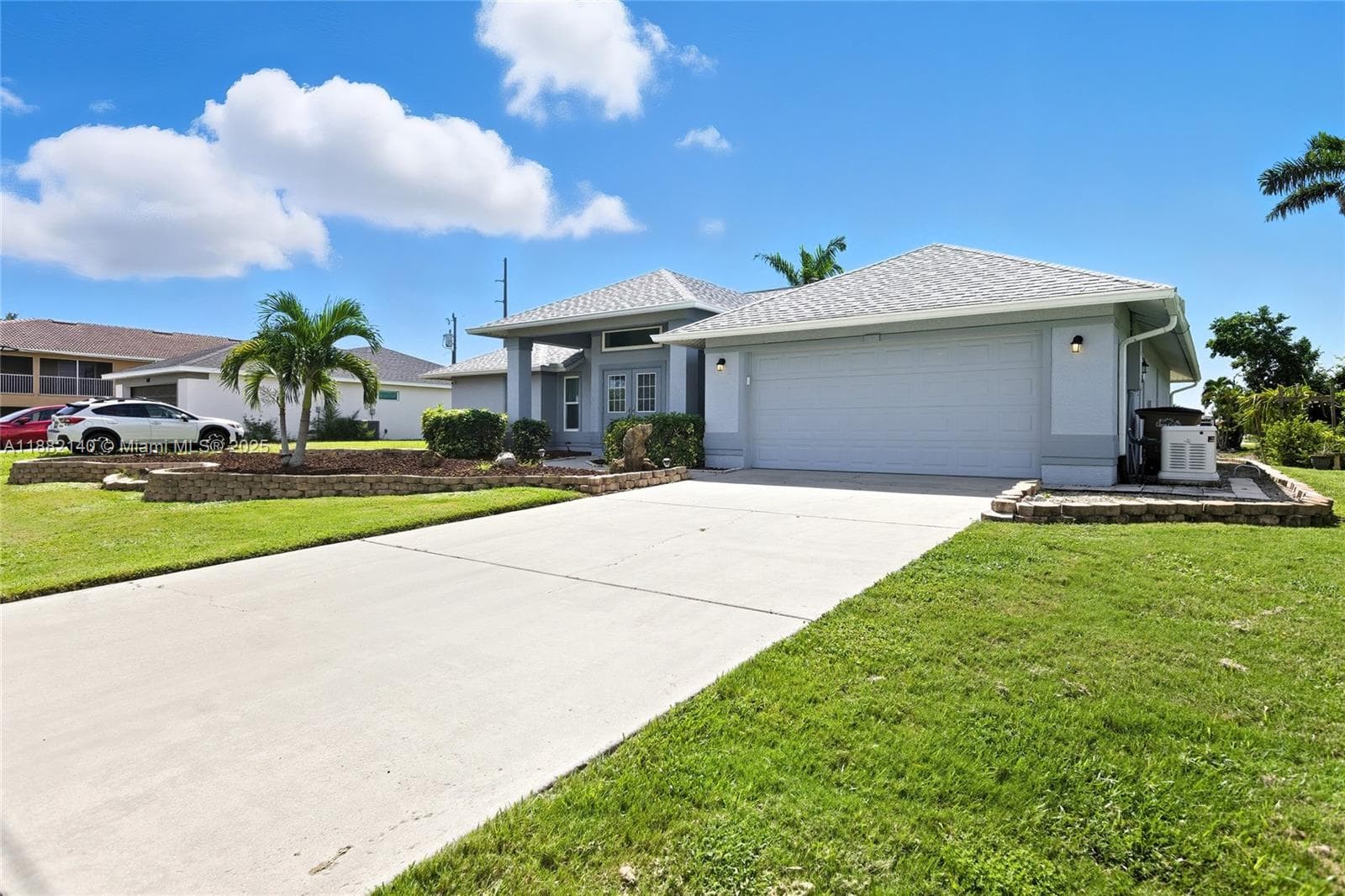 112 SW 34th LN, Cape Coral, FL 33914 photo 3