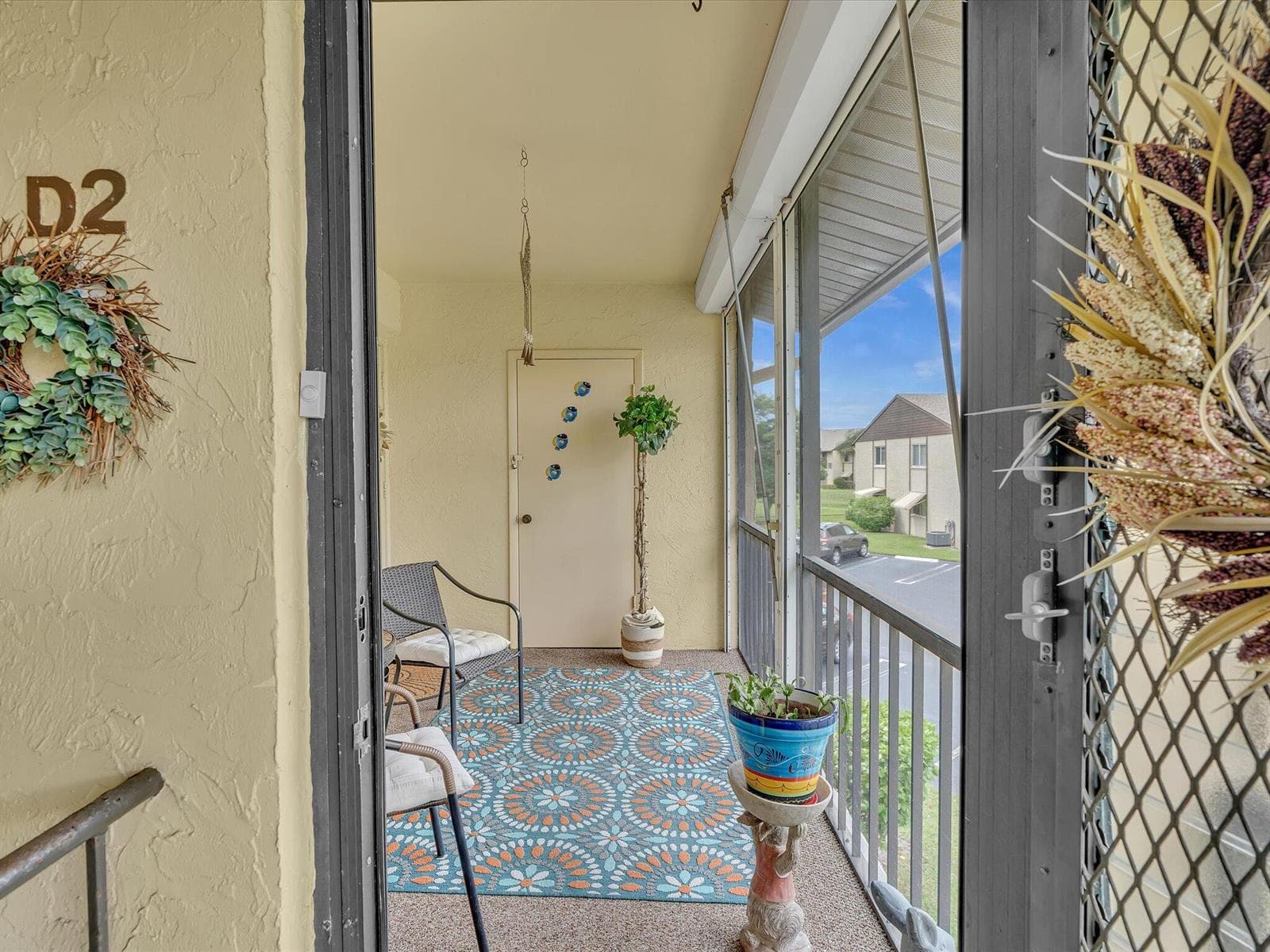 342 Pine Ridge Circle # D-2, FL 33463 photo 5
