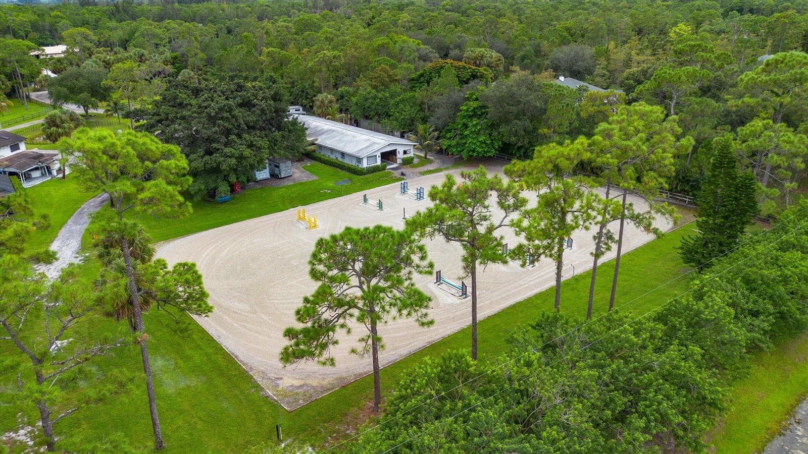 2915 Doe Trail, FL 33470 photo 2