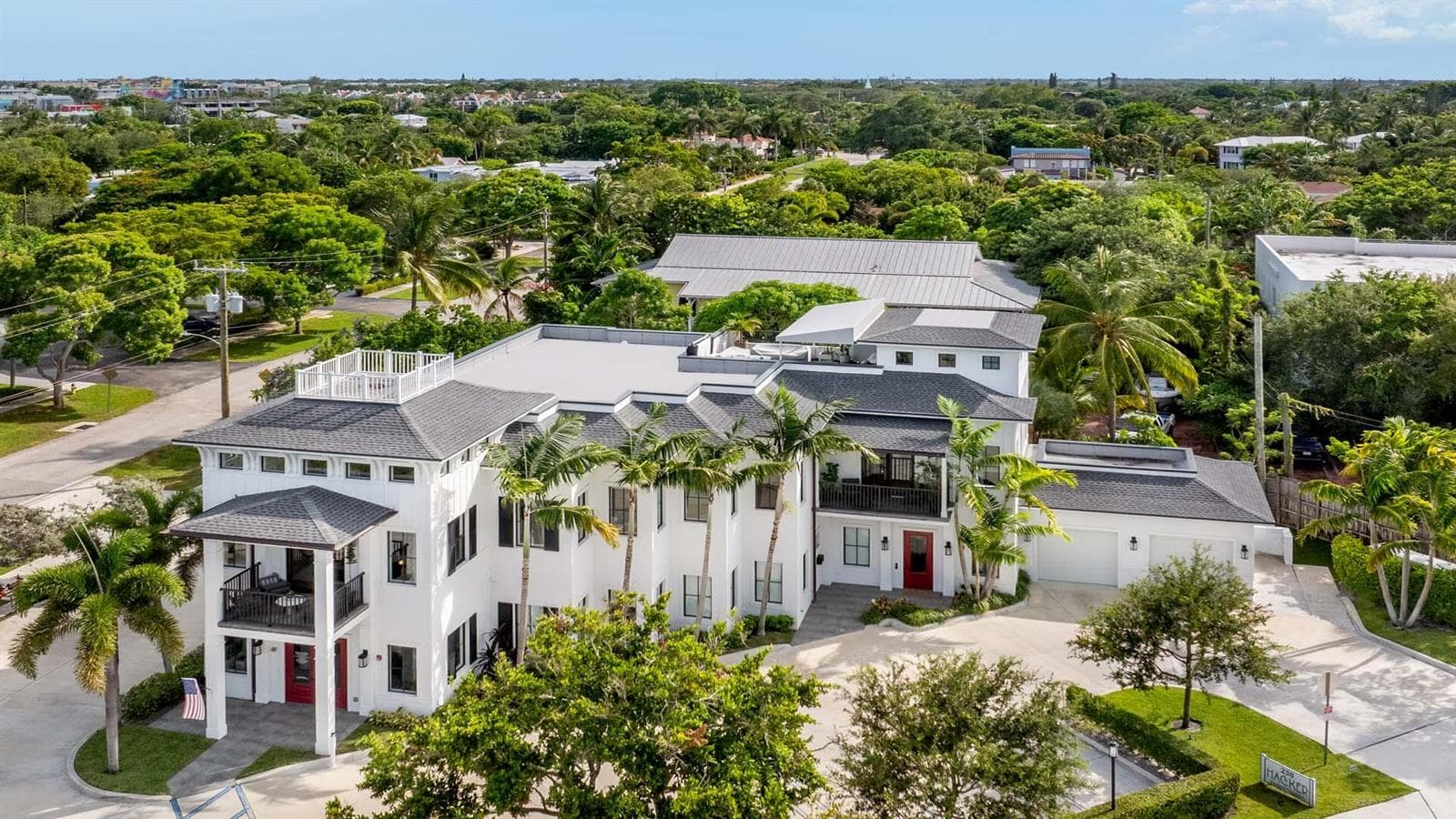 230 George Bush Boulevard, Delray Beach, FL 33444 photo 2
