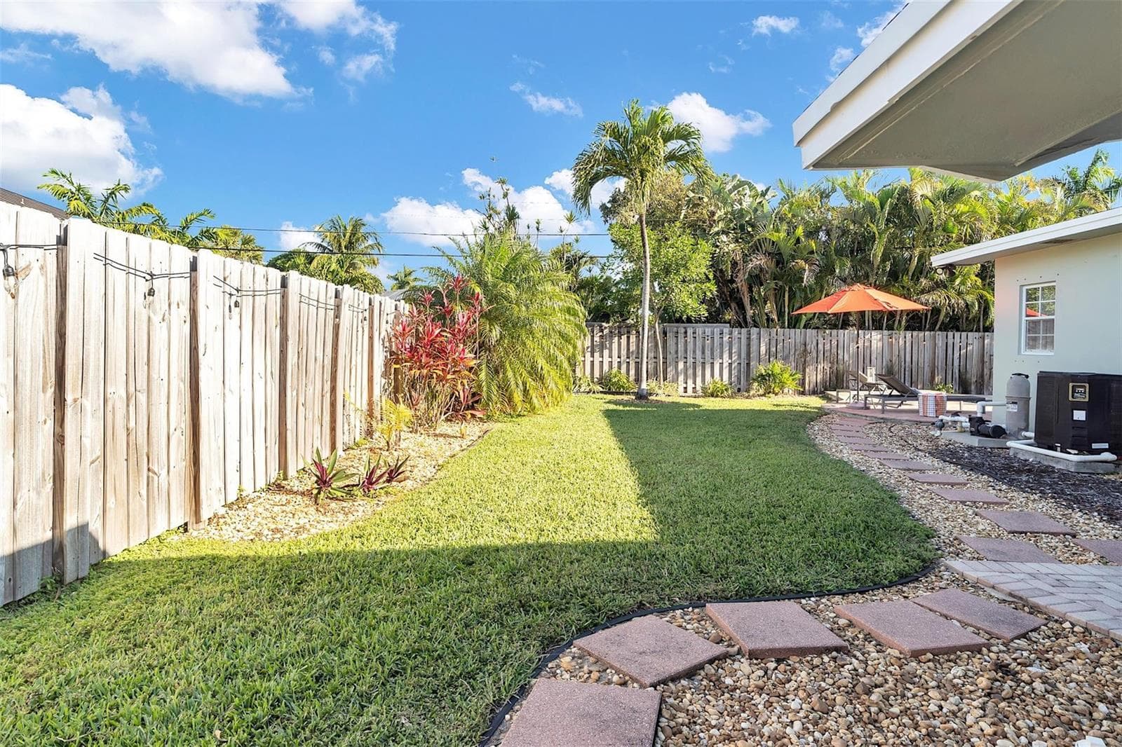 3221 Seaward Drive, Lauderdale By The Sea, FL 33062 photo 4