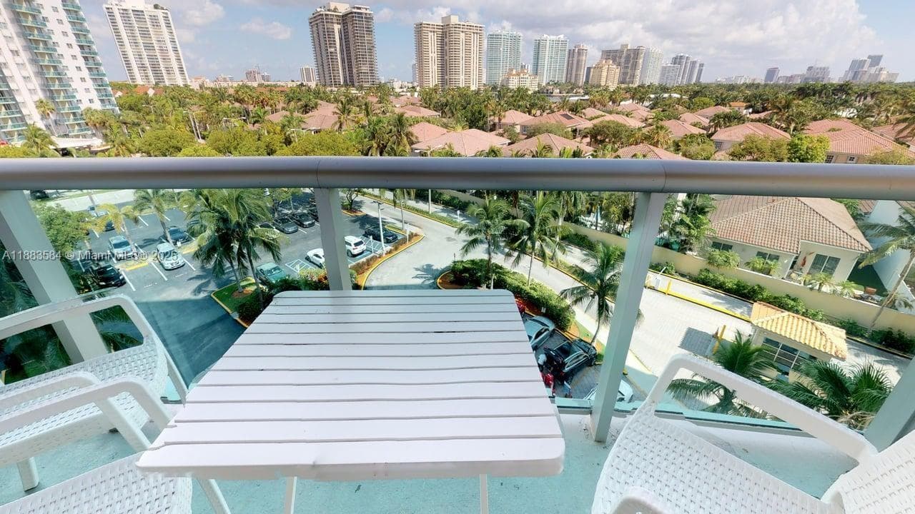19370 Collins Ave # 620, Sunny Isles Beach, FL 33160 photo 4