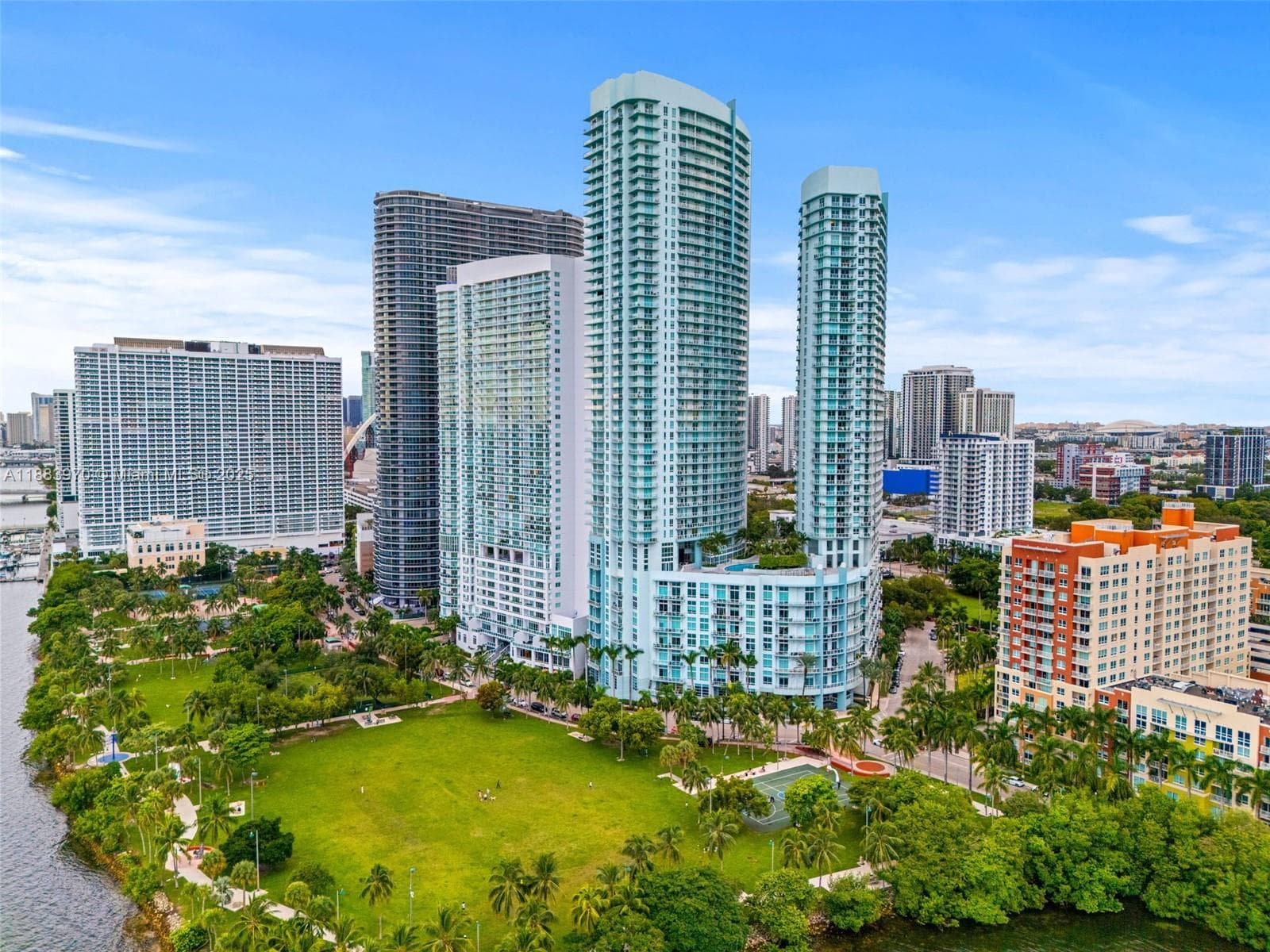 1900 N Bayshore Dr # 4018, Miami, FL 33132 photo 2