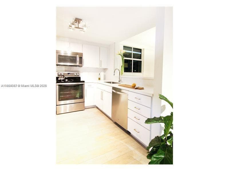 1250 S Miami Ave # 901, Miami, FL 33130 photo 5