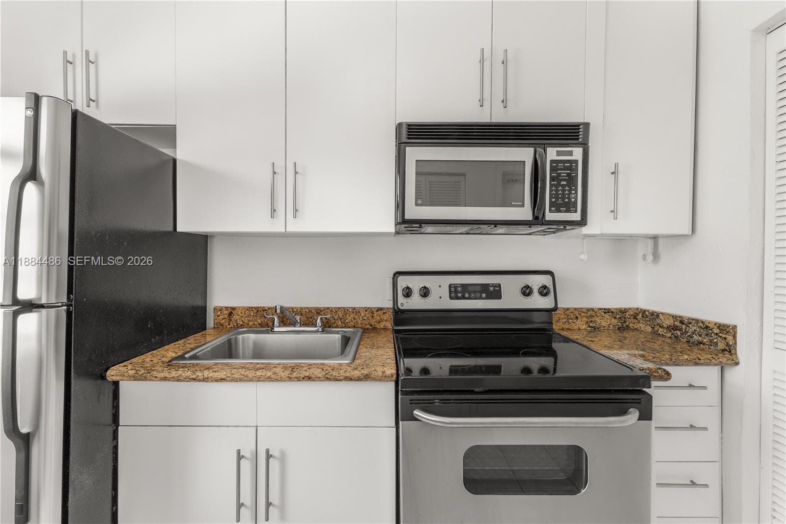 1241 14th St # 9, Miami Beach, FL 33139 photo 4