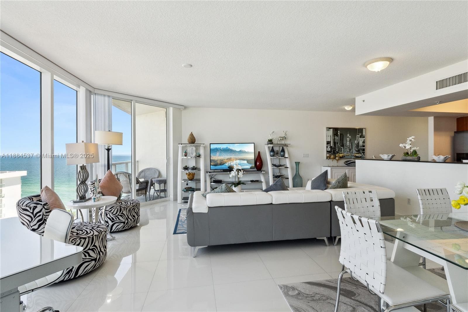 16699 Collins Ave # 1407, Sunny Isles Beach, FL 33160 photo 4