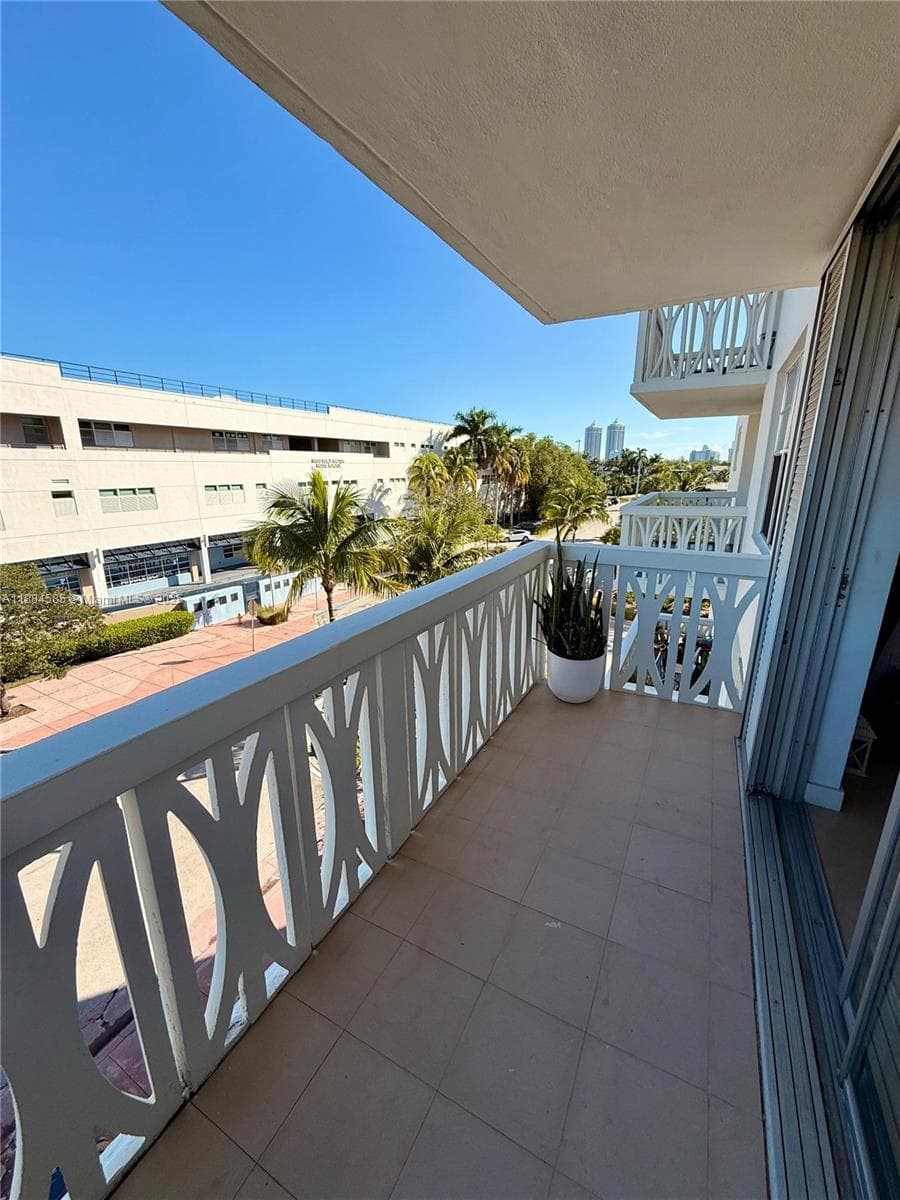 4142 N Jefferson Ave # 4D, Miami Beach, FL 33140 photo 4