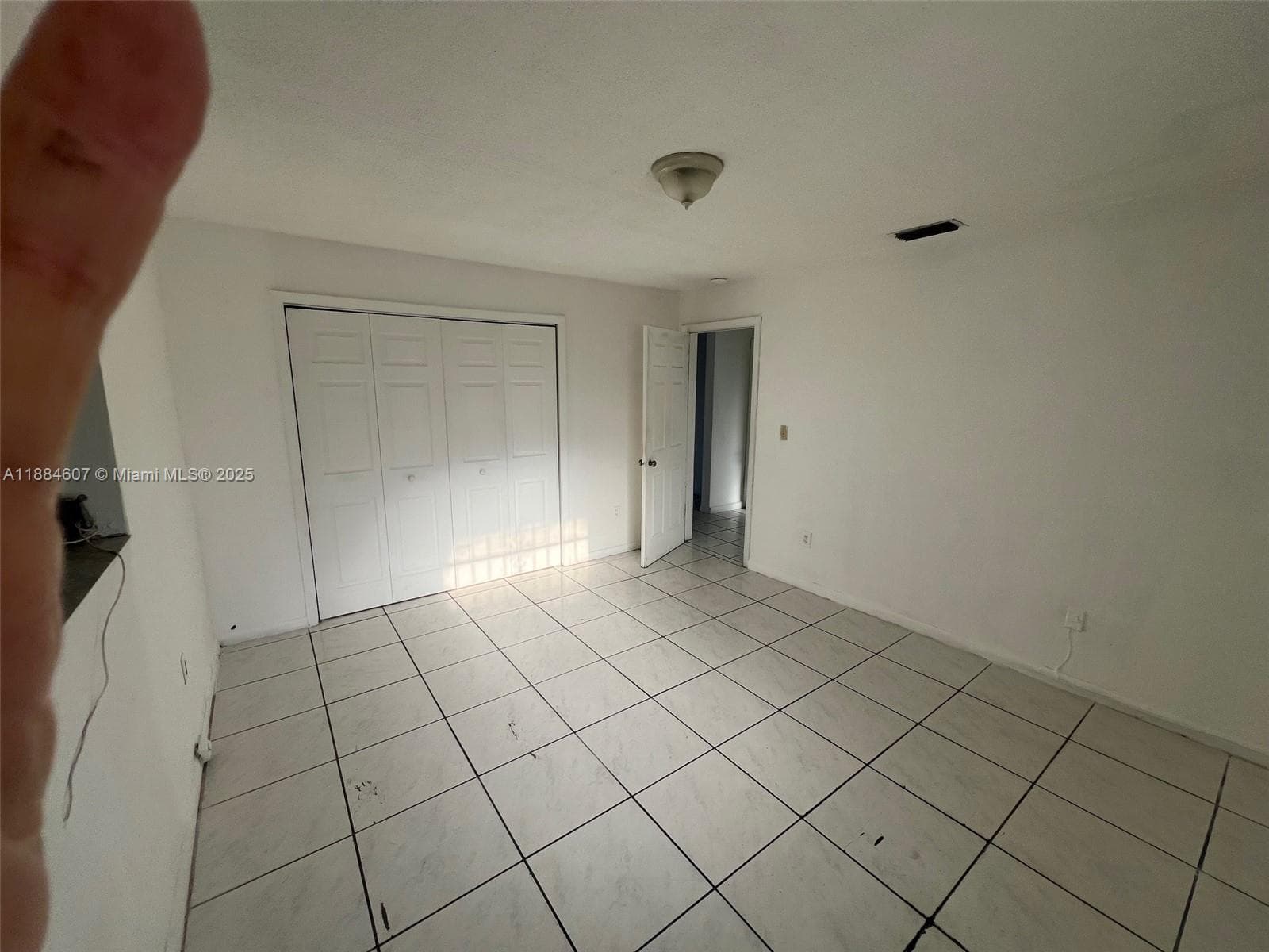 887 W 29th St # 1, Hialeah, FL 33012 photo 4