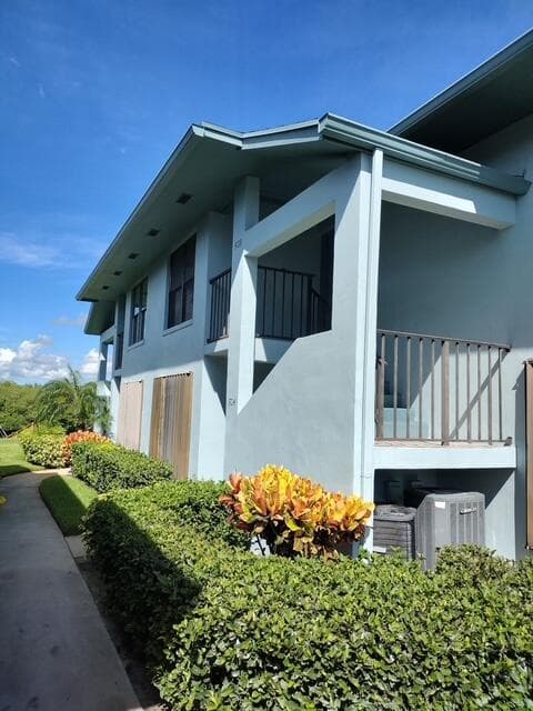 950 S Kanner # 508, Stuart, FL 34994 photo 2