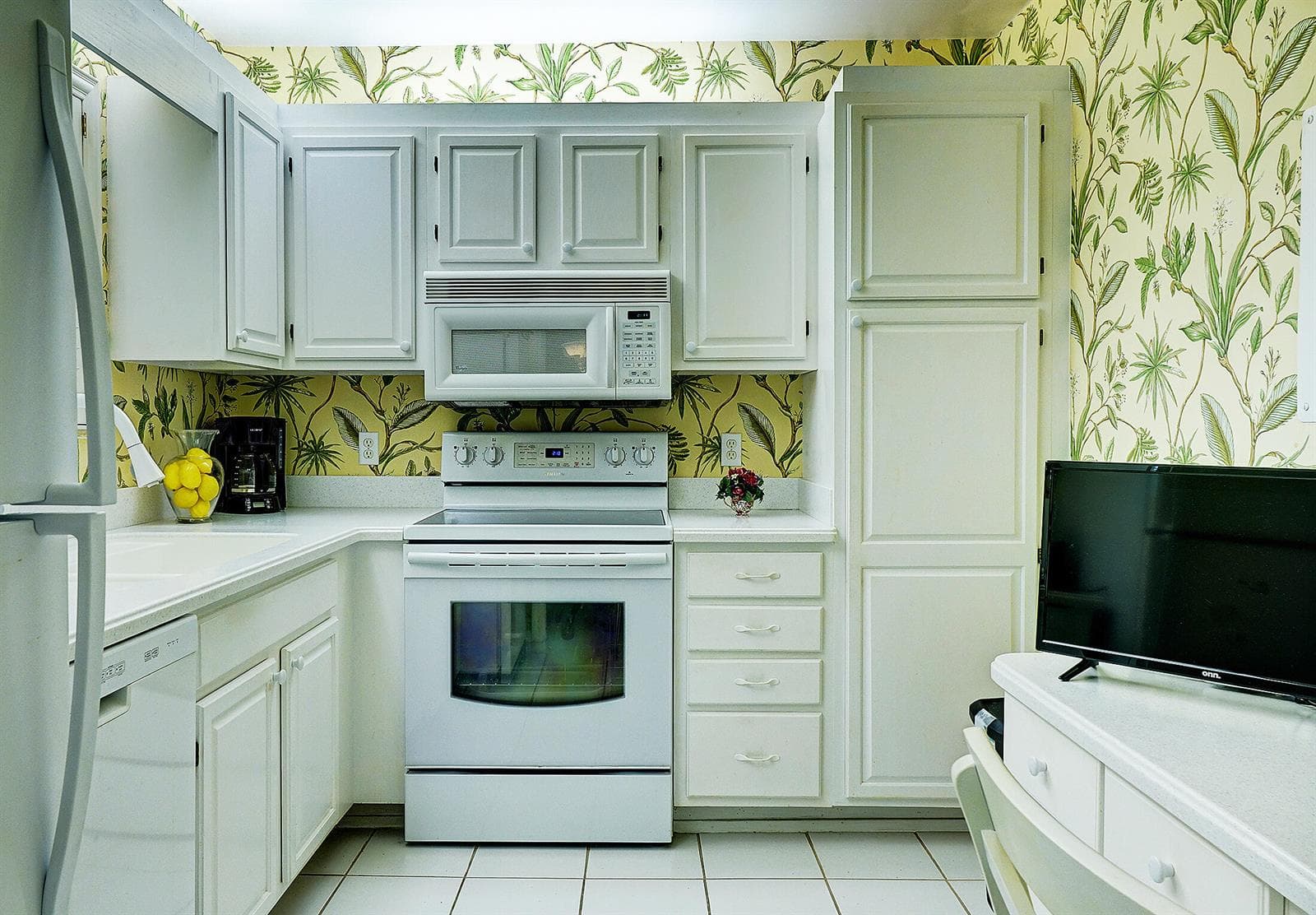 2370 NE Ocean Boulevard # C305, Stuart, FL 34996 photo 5