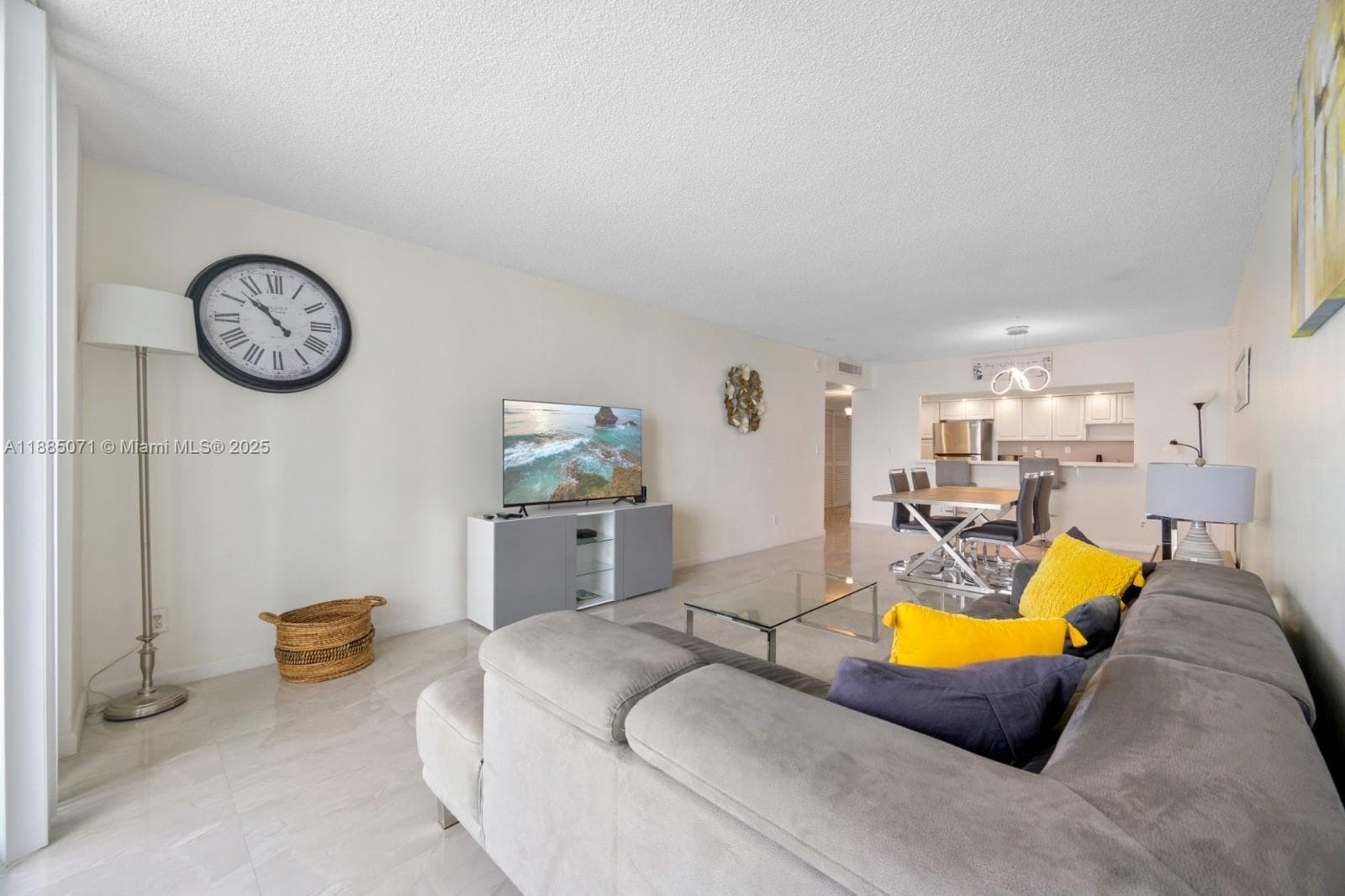 19370 Collins Ave # 1425, Sunny Isles Beach, FL 33160 photo 4
