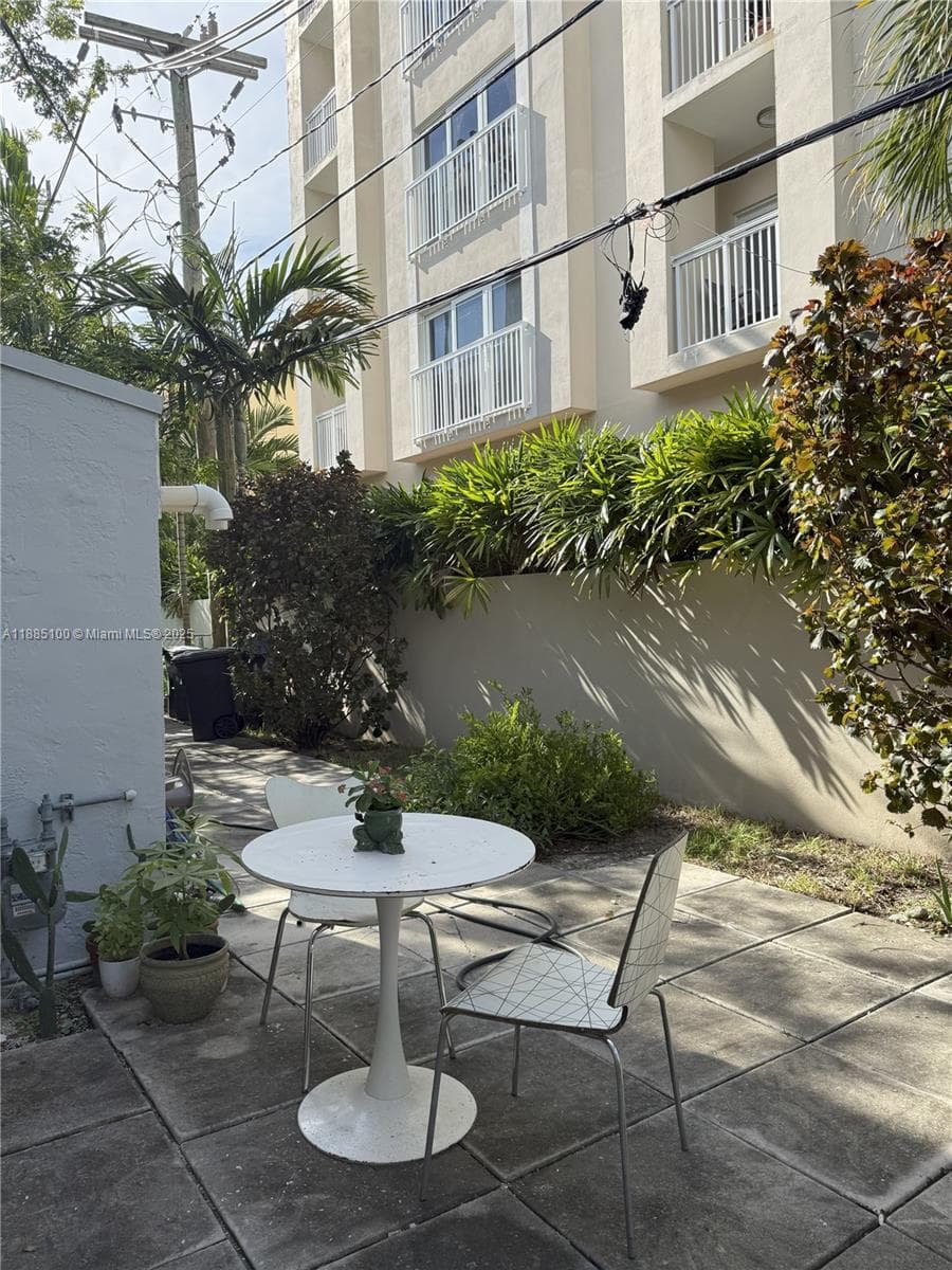 119 Menores Ave # 11, Coral Gables, FL 33134 photo 2