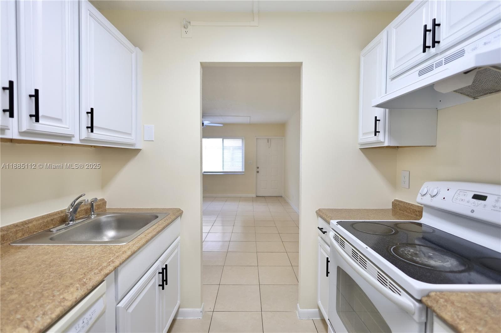 10016 Twin Lakes Dr # 36-C, Coral Springs, FL 33071