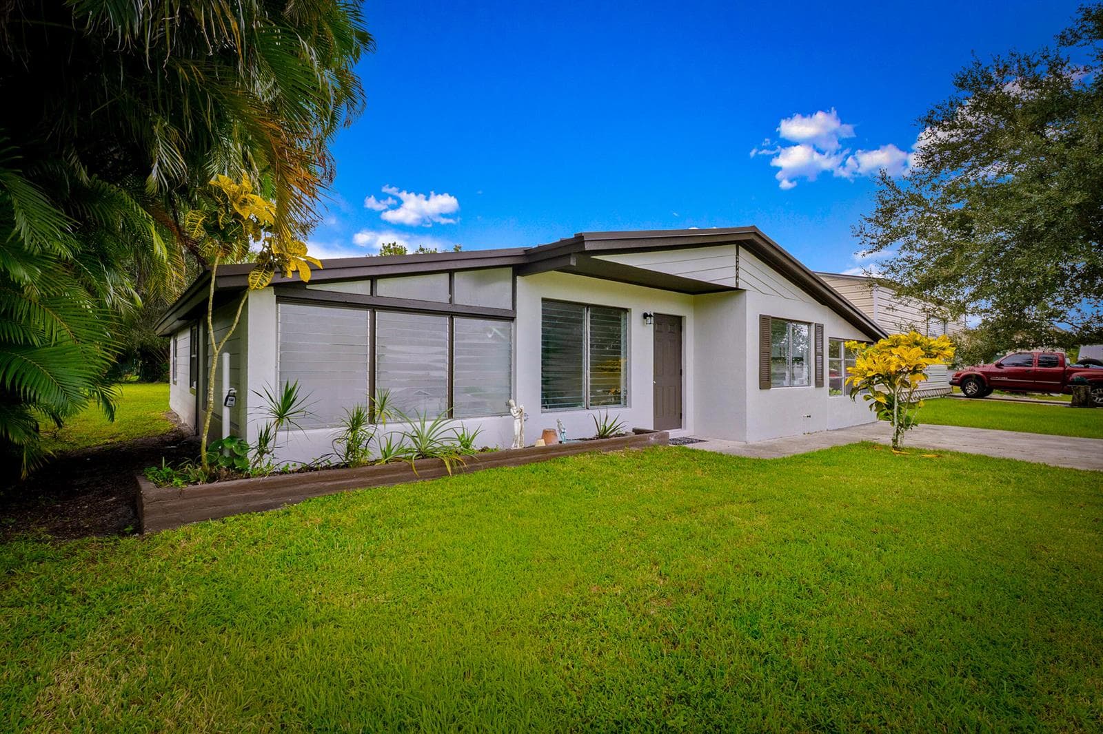 2904 SE Bamboo Street, Stuart, FL 34997 photo 3