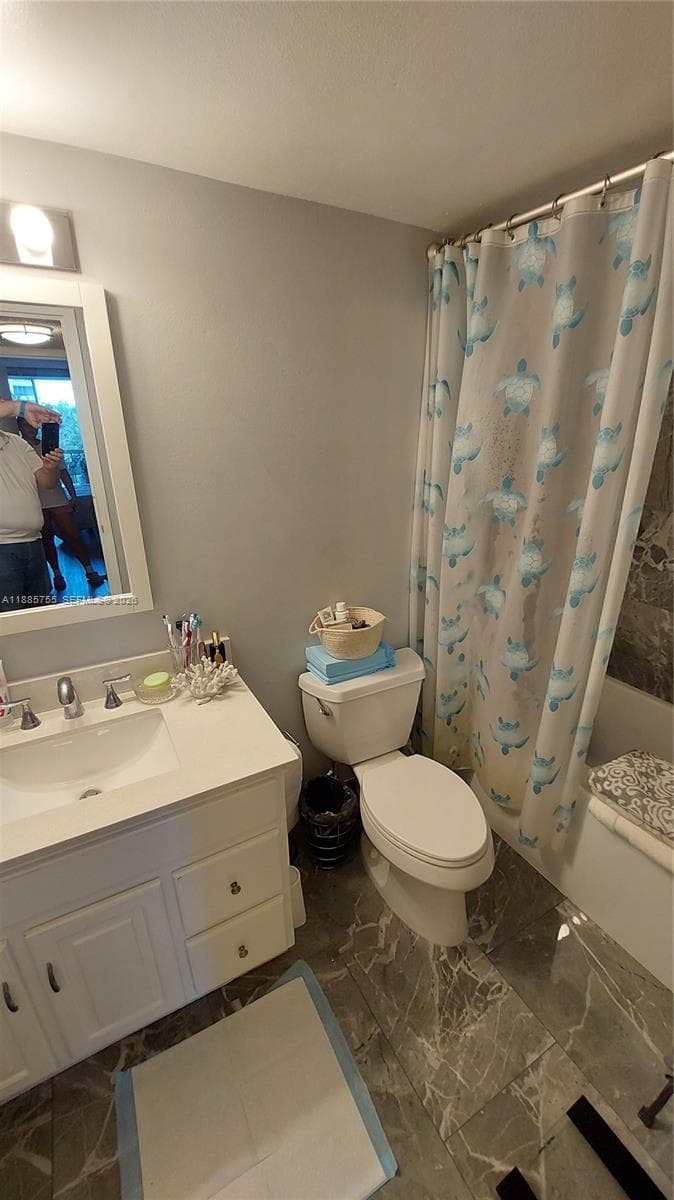 501 E Three Islands Blvd # 417, Hallandale Beach, FL 33009 photo 3